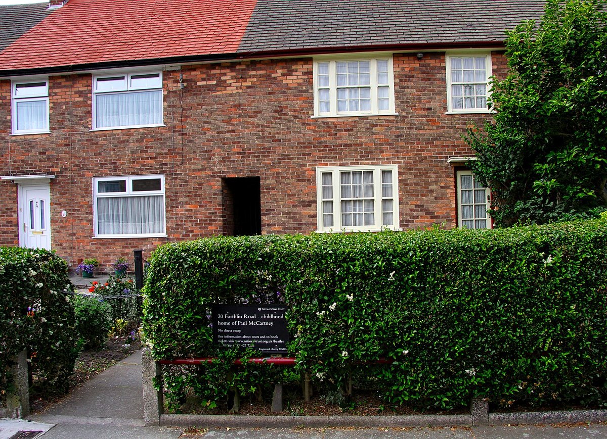 20 Forthlin Road, further view