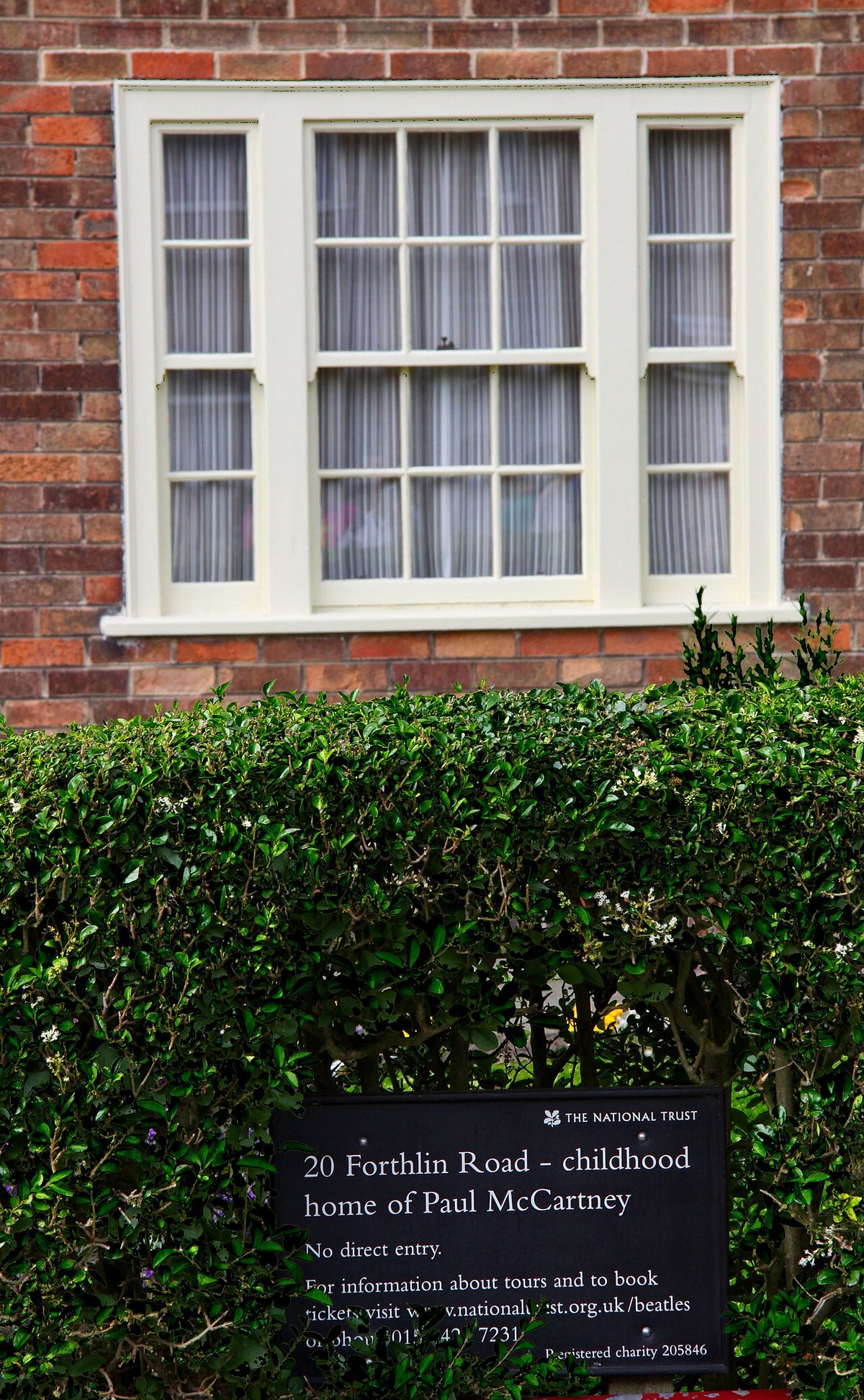 20 Forthlin Road, further view