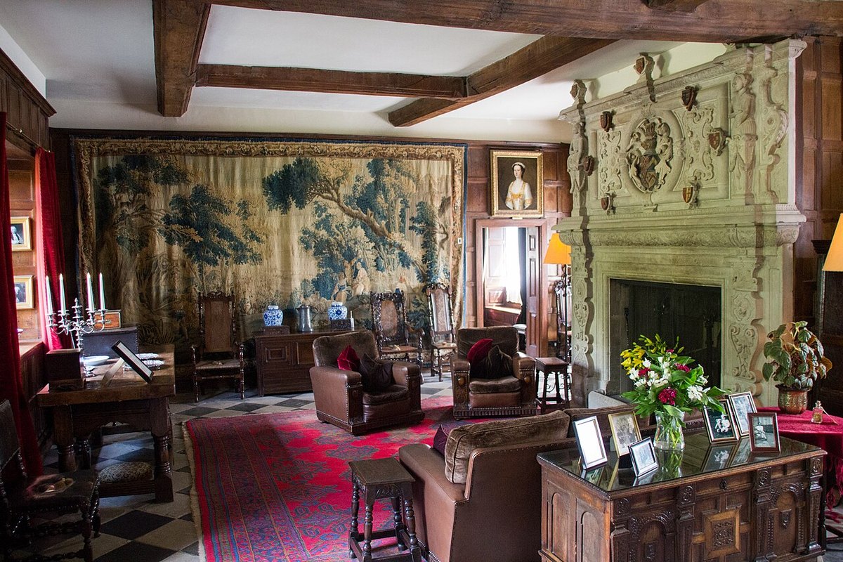Baddesley Clinton, further view