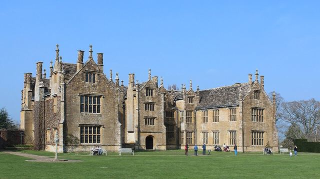 Barrington Court