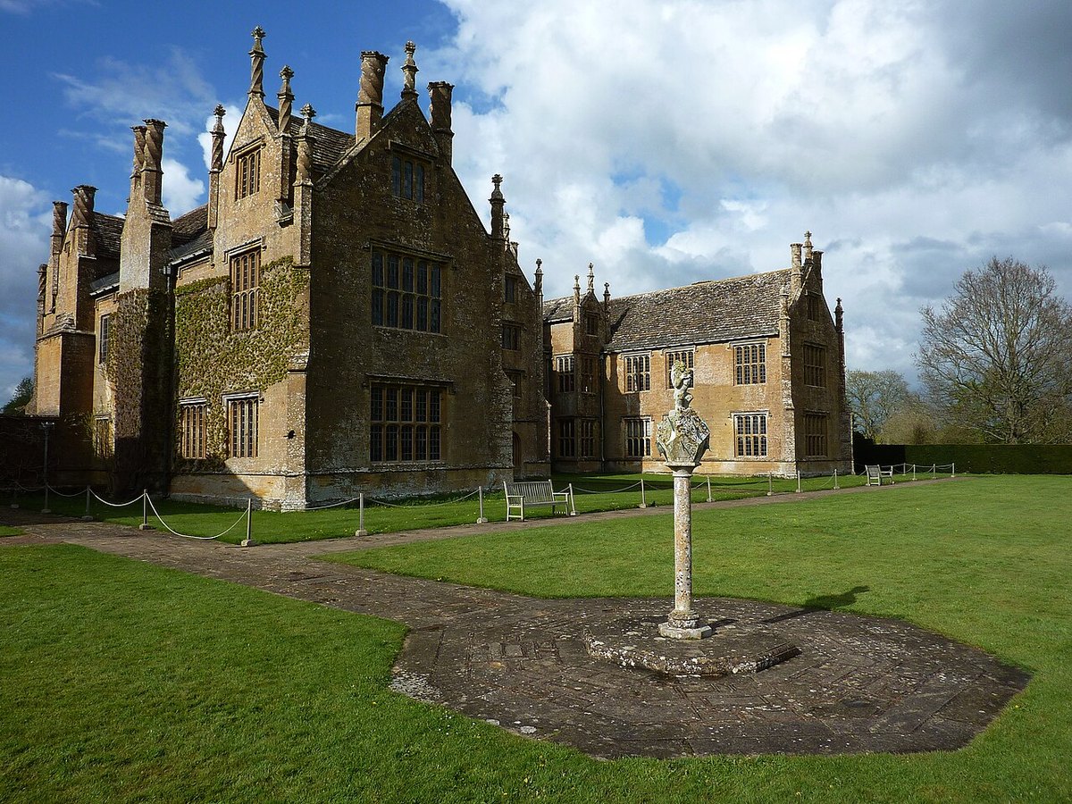 Barrington Court, further view