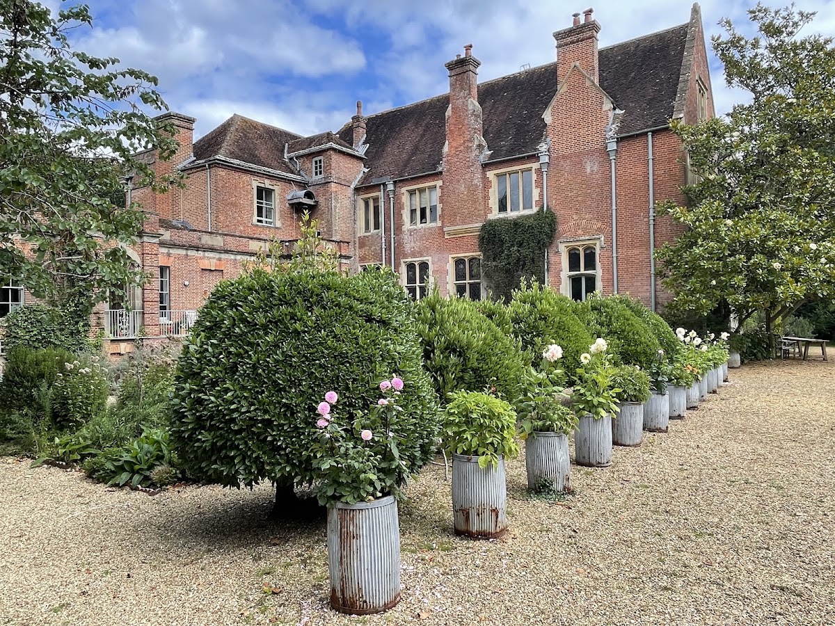 Deans Court, further view