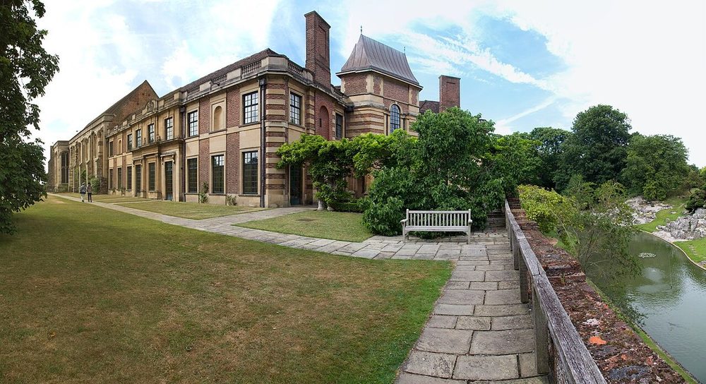Eltham Palace and Gardens