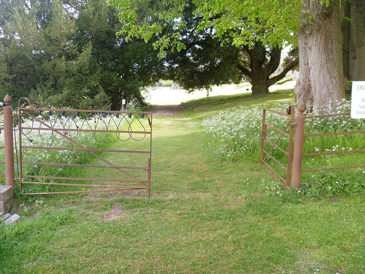 Glynde Place, further view