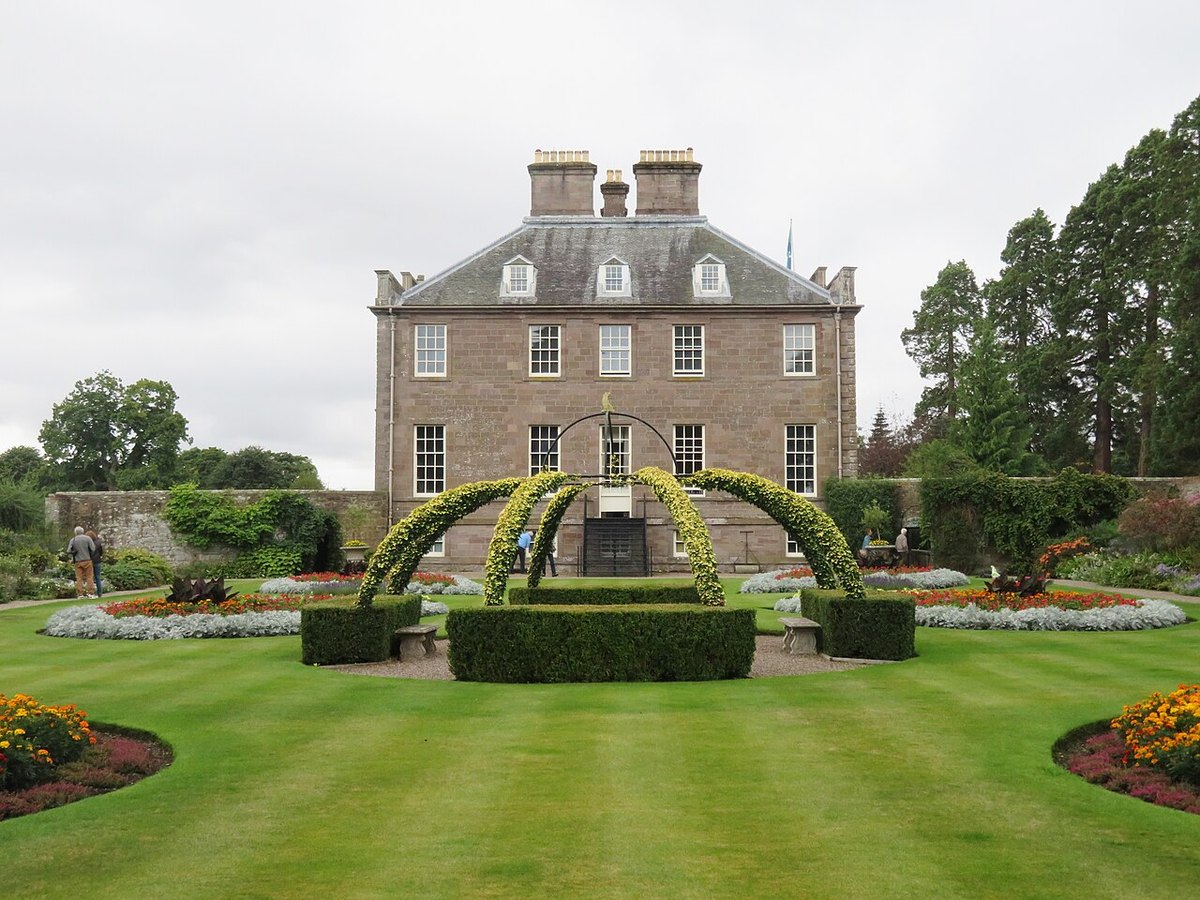 House of Dun, further view