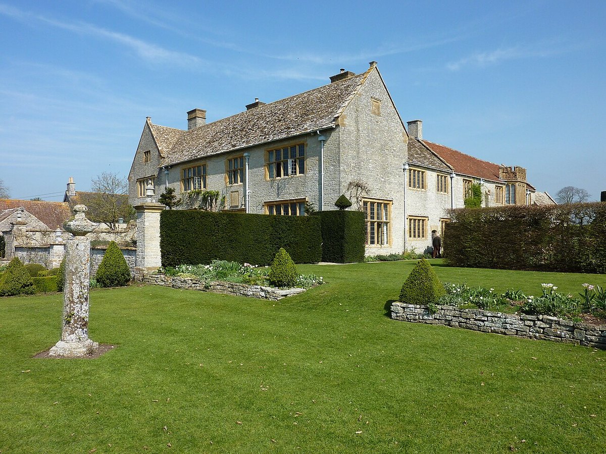 Lytes Cary Manor, further view