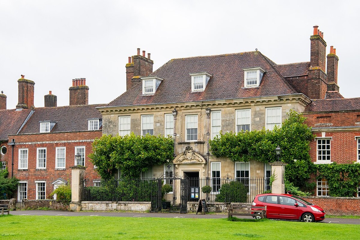 Mompesson House, further view