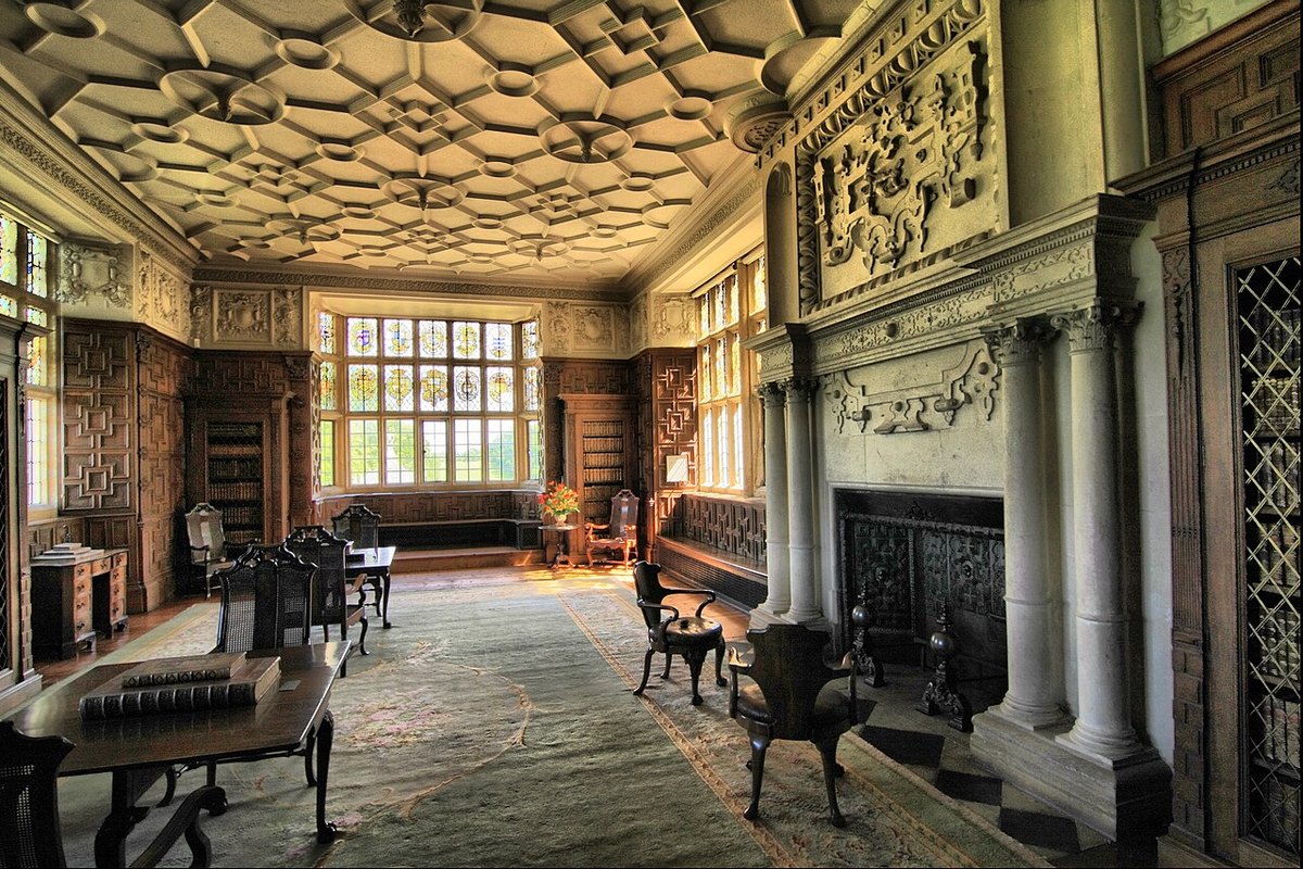 Montacute House, further view