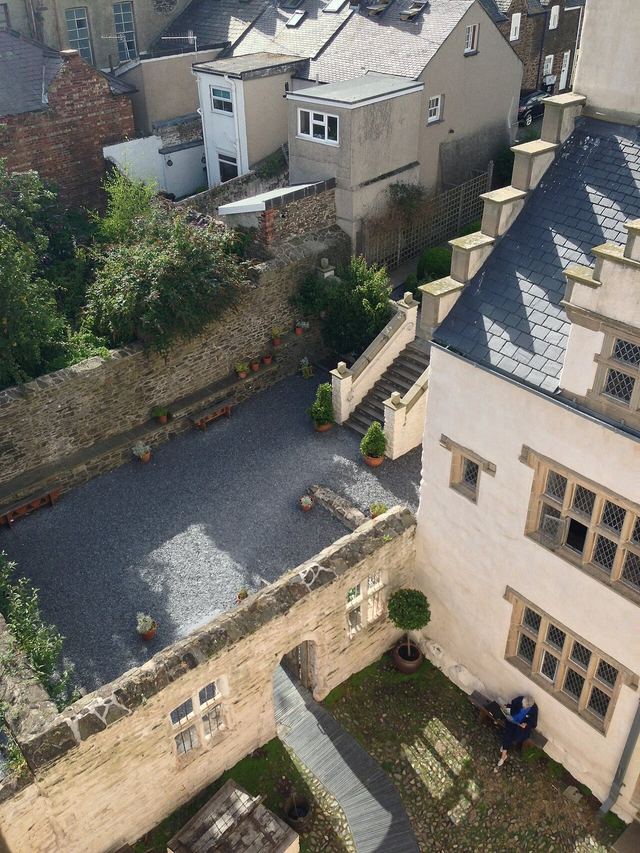 Plas Mawr