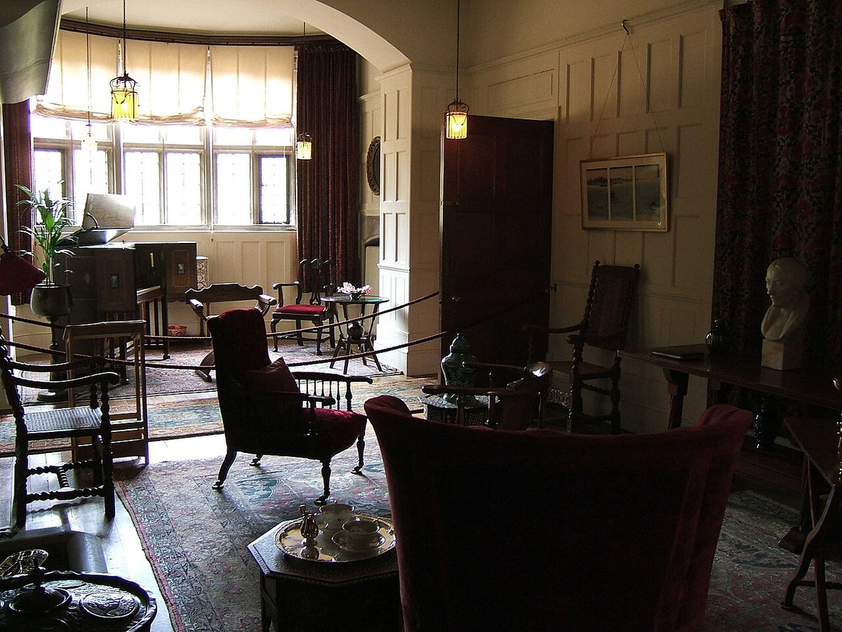 Standen, further view