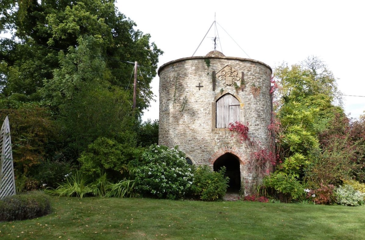Stock Gaylard House, further view