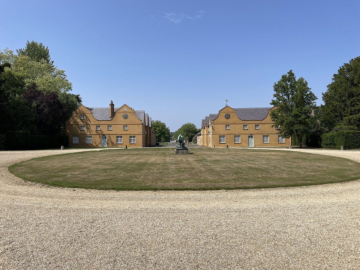 Stratfield Saye House, further view