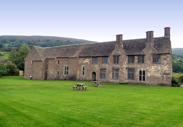 Tretower Court